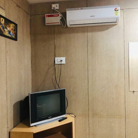 C.M. Hotel Pennagaram 外观 照片